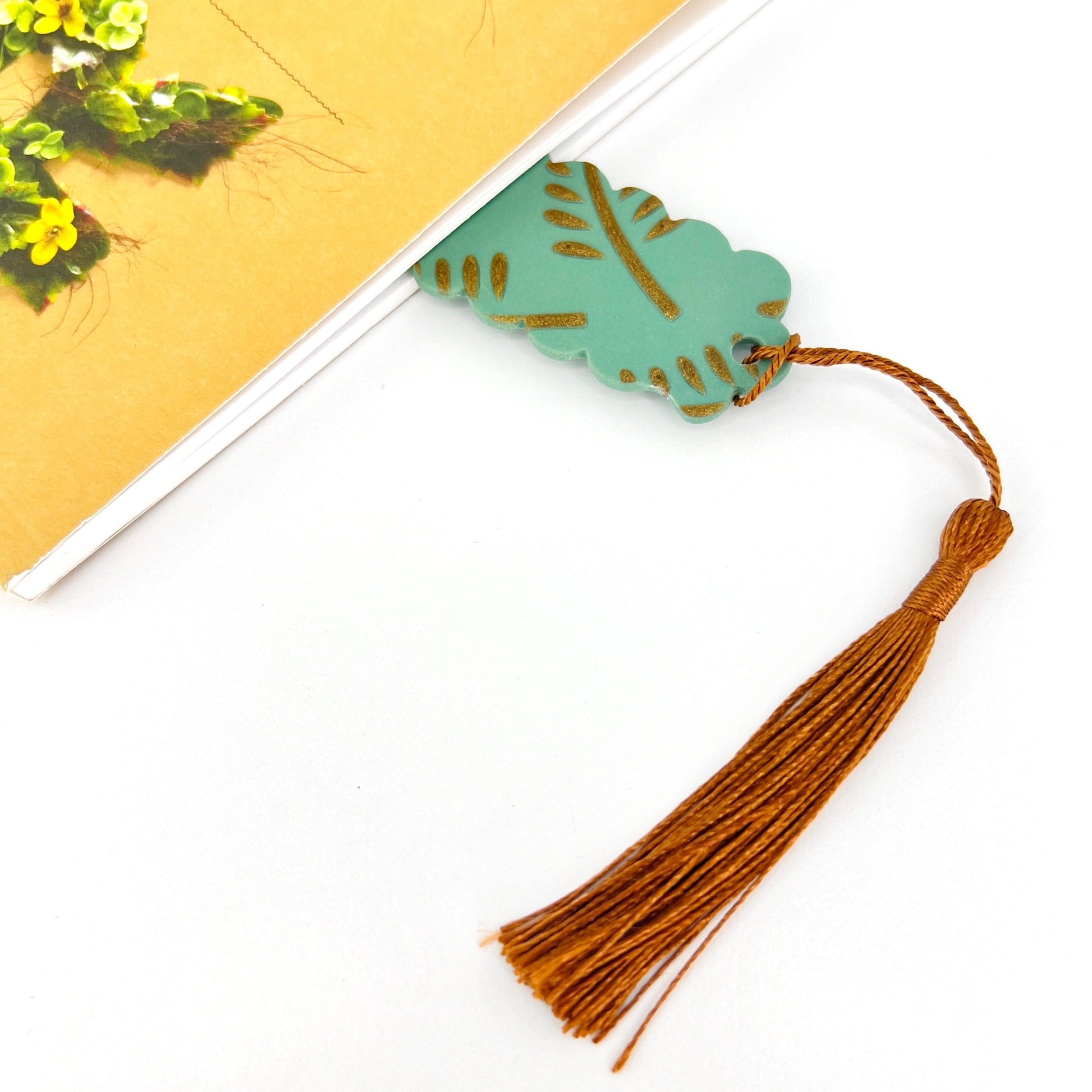 Bookmarks Tall Scalloped Bookmarks
