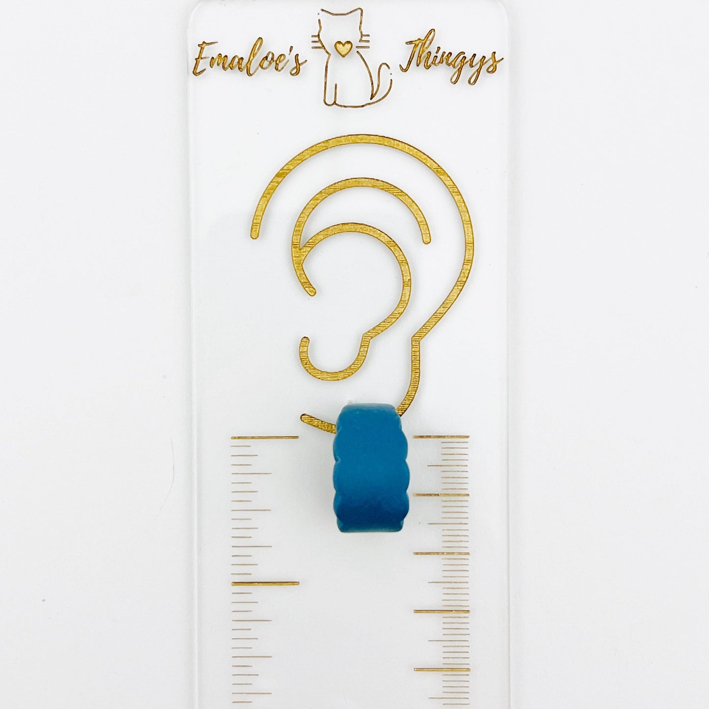 Earrings Scalloped Oval Mini Hoops (Huggies)