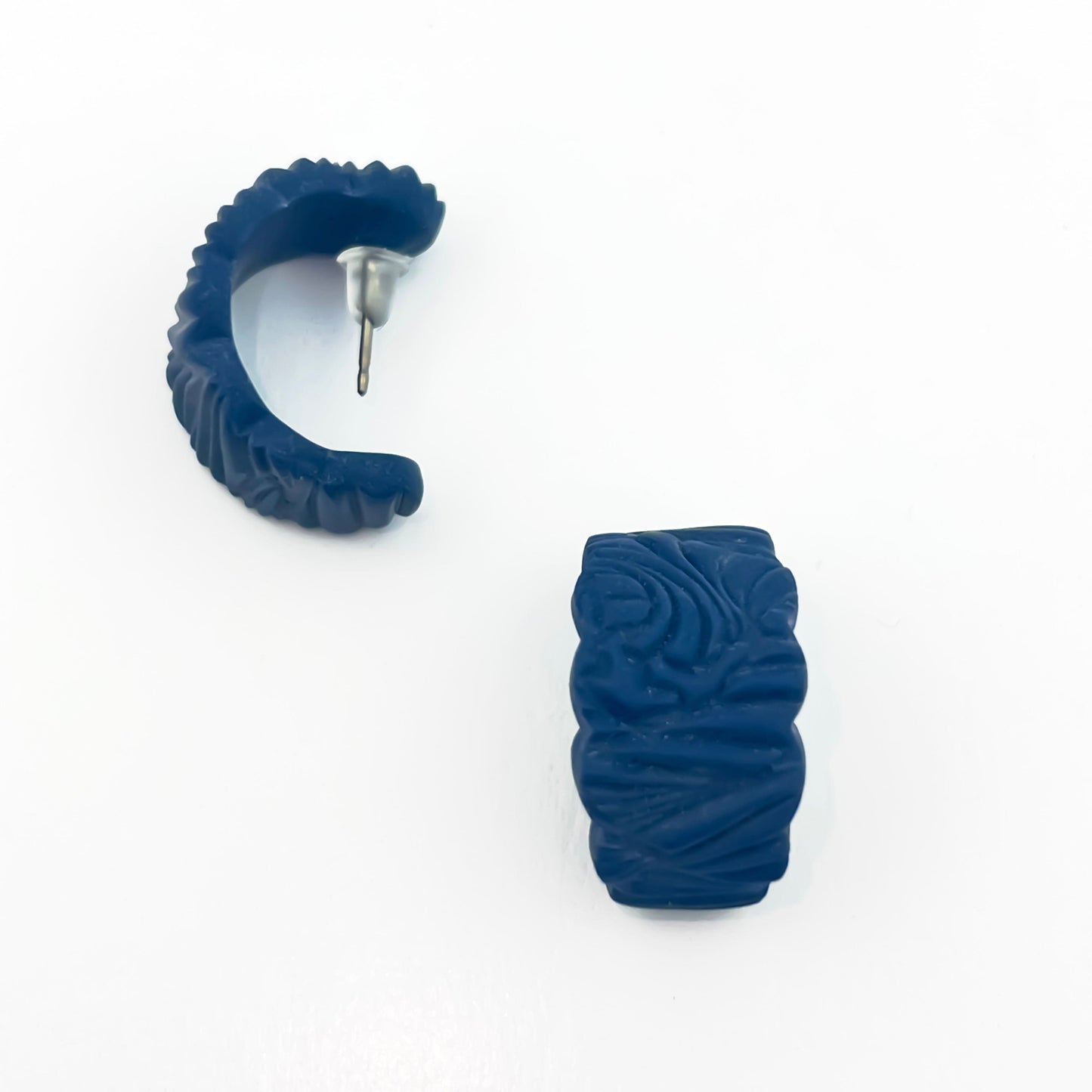 Earrings Navy Waves Scalloped Oval Mini Hoops (Huggies)