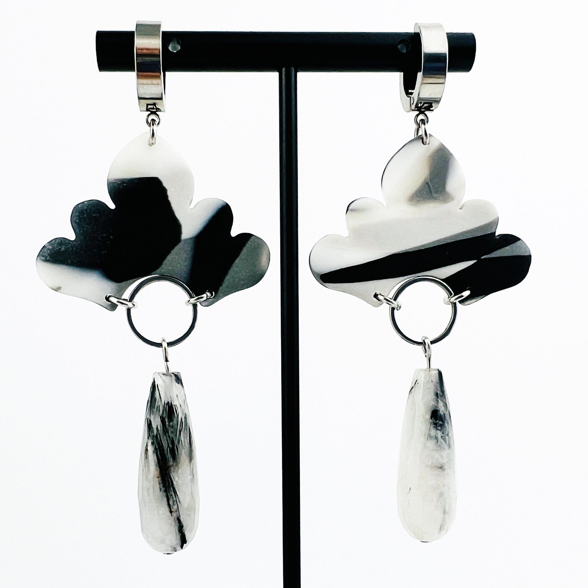 Ozul - Black, White & Grey Earrings