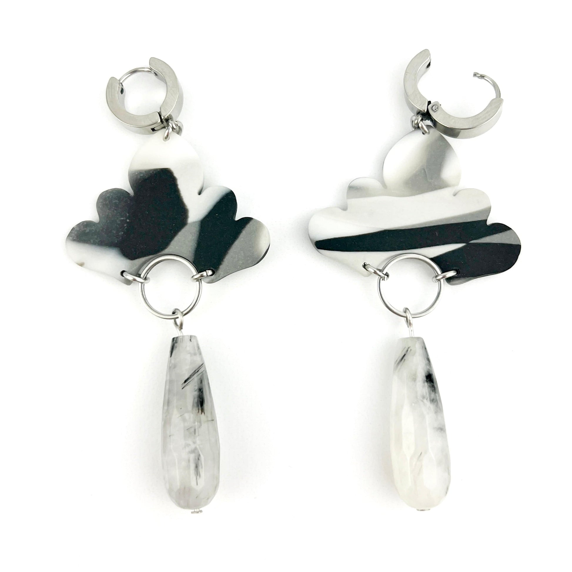 Ozul - Black, White & Grey Earrings