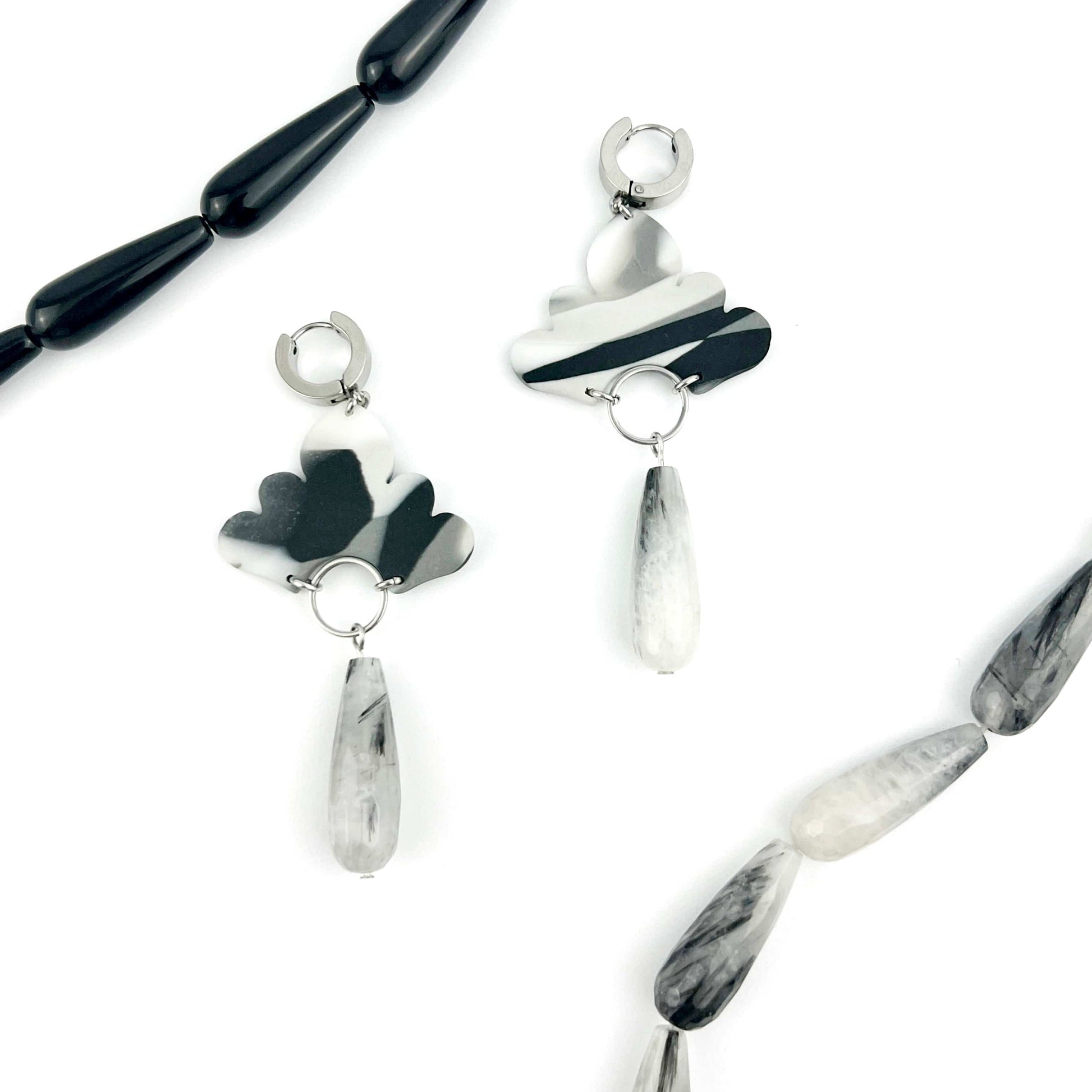 Ozul - Black, White & Grey Earrings