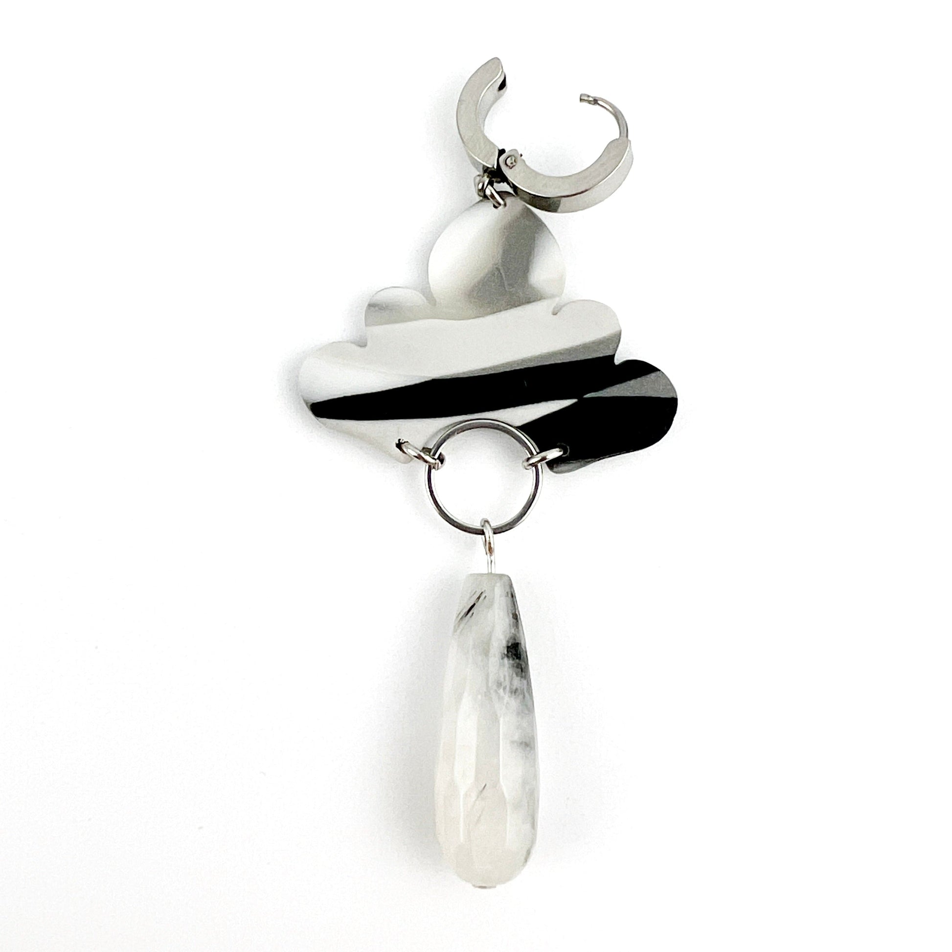 Ozul - Black, White & Grey Earrings