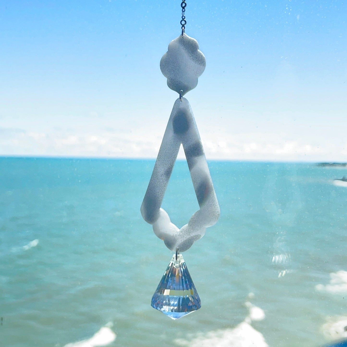 Suncatchers Silver / Grey Scalloped Triangle Suncatcher