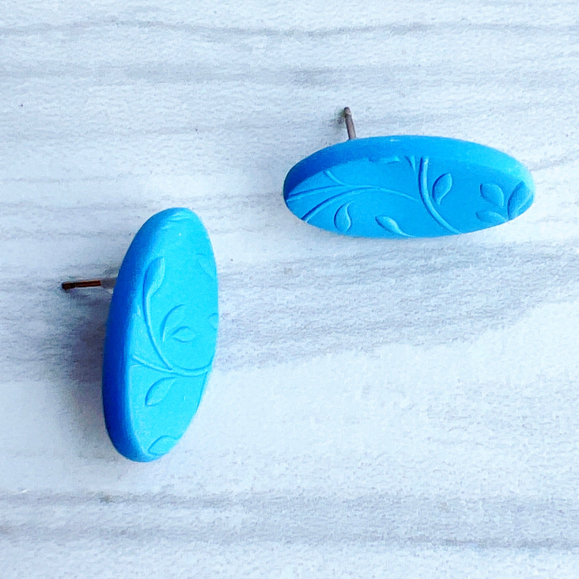 Earrings Blue Oval Floral Embossed Stud Earrings