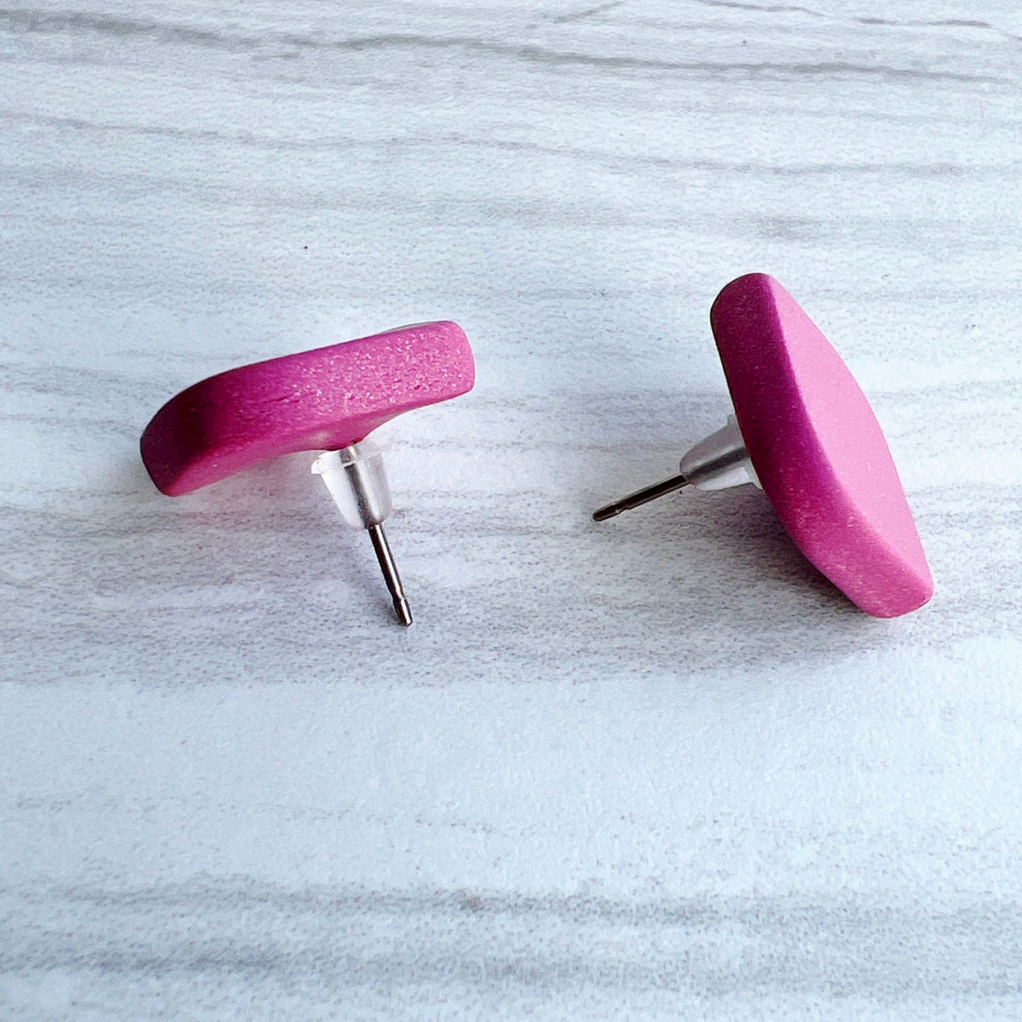 Earring Fuchsia Curved Diamond Stud Earrings
