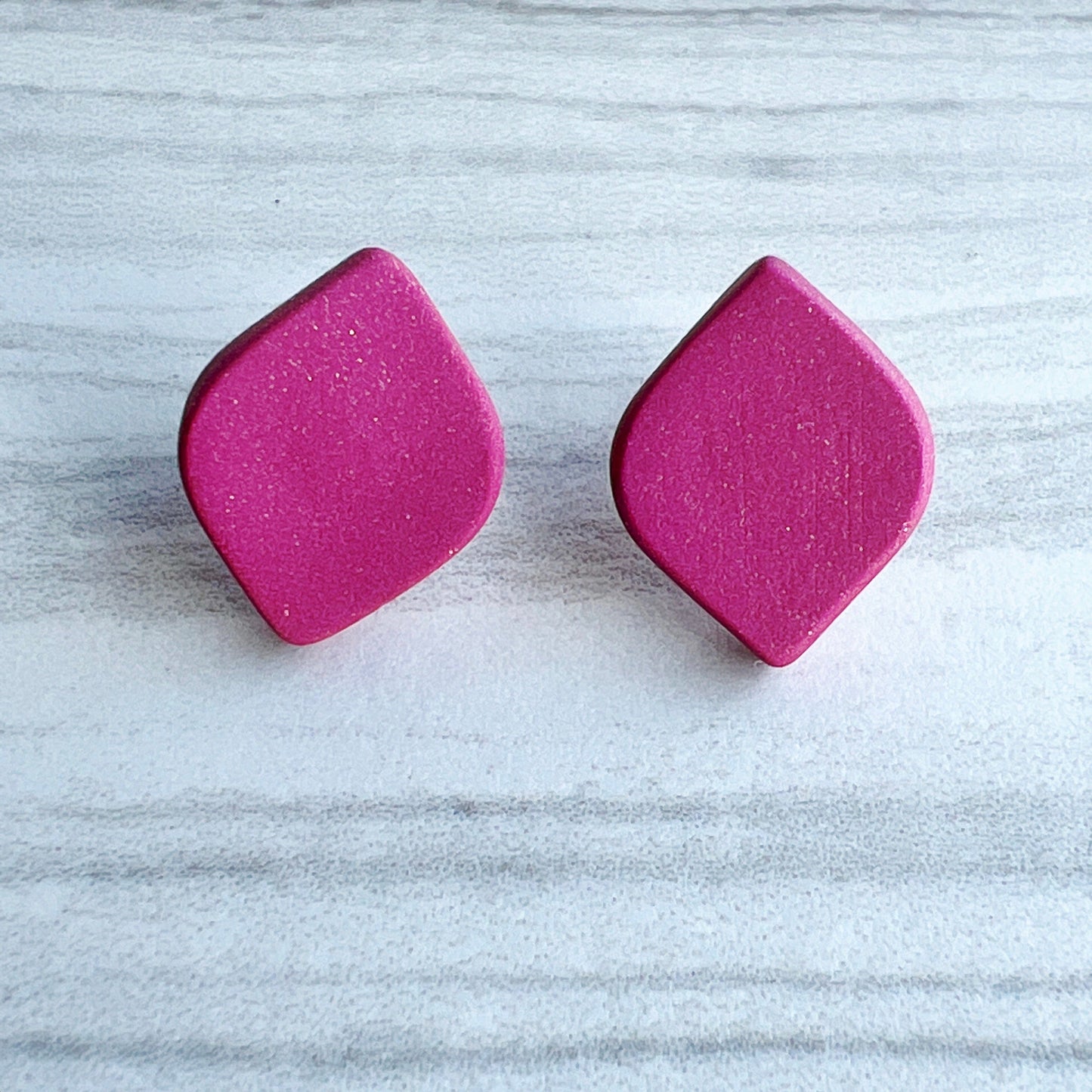 Earring Fuchsia Curved Diamond Stud Earrings