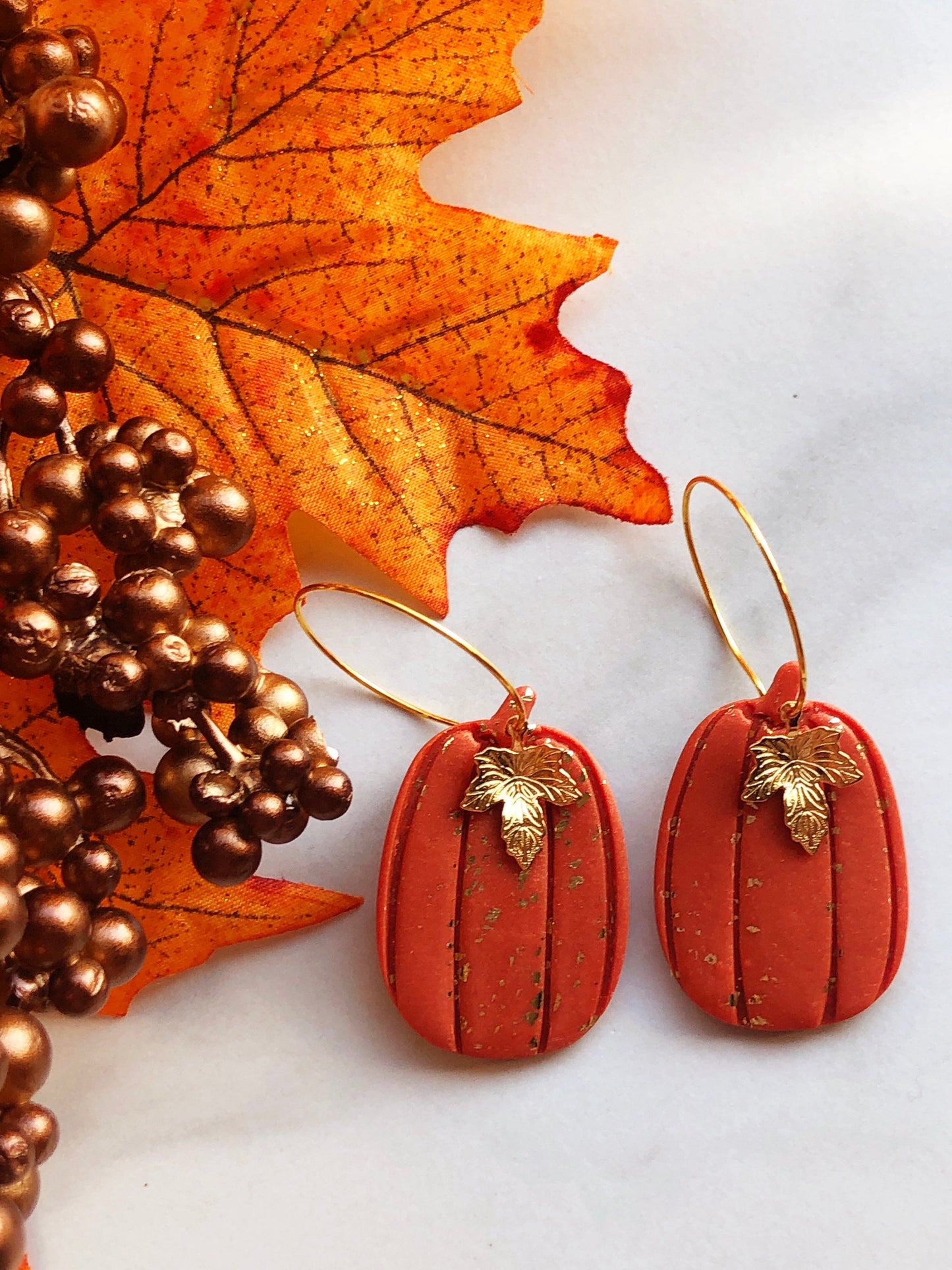 Earrings Hazan - Tall Orange Pumpkin with Gold Maple Leag Charm Hoop Earrings