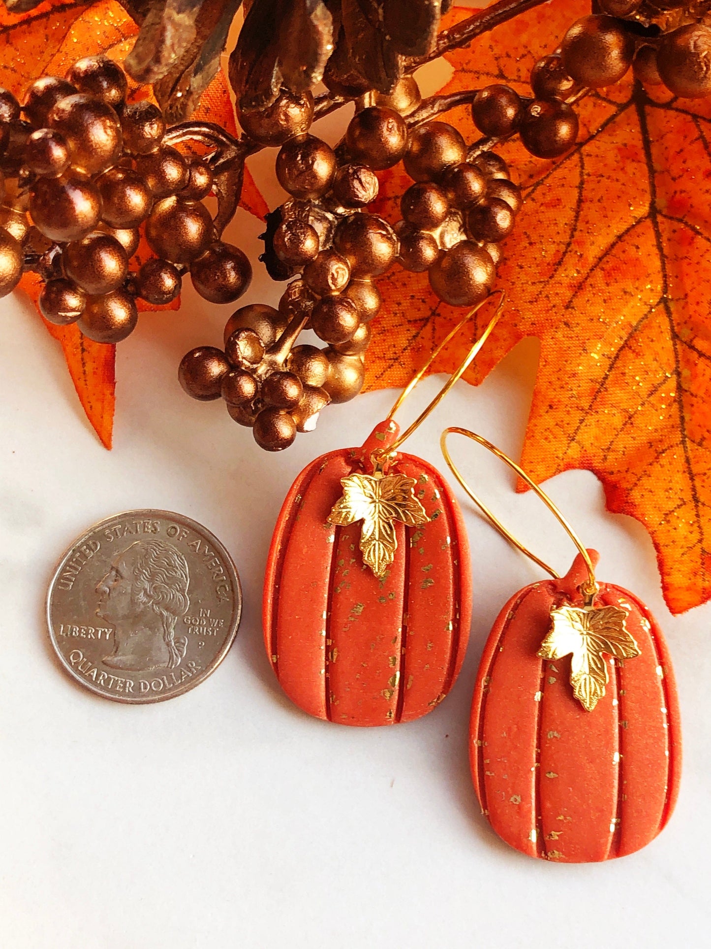 Earrings Hazan - Tall Orange Pumpkin with Gold Maple Leag Charm Hoop Earrings