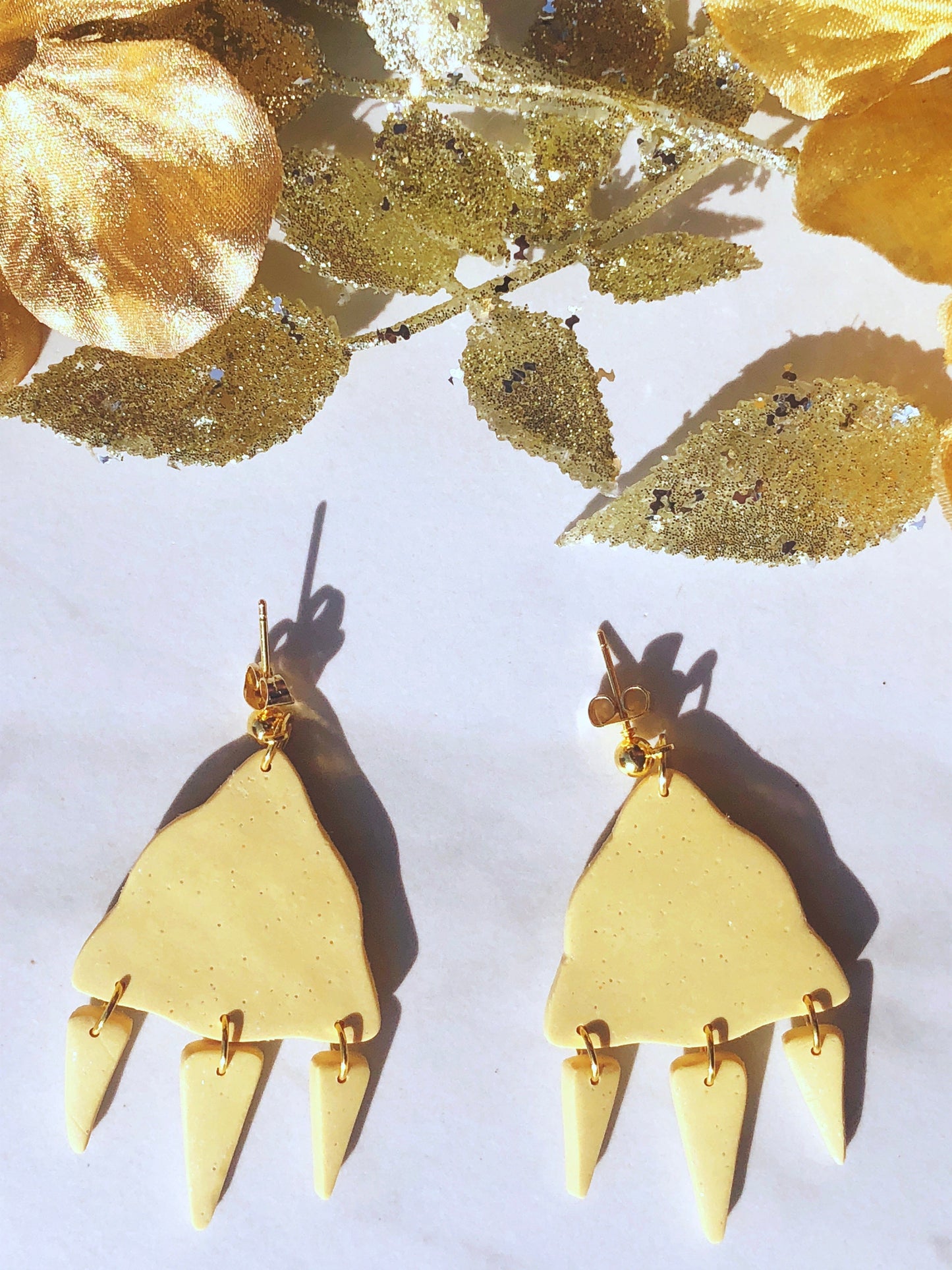 Earrings Apricity Apricity Yellow Polymer Clay Traingle Earrings, Gold & Yellow Earrings