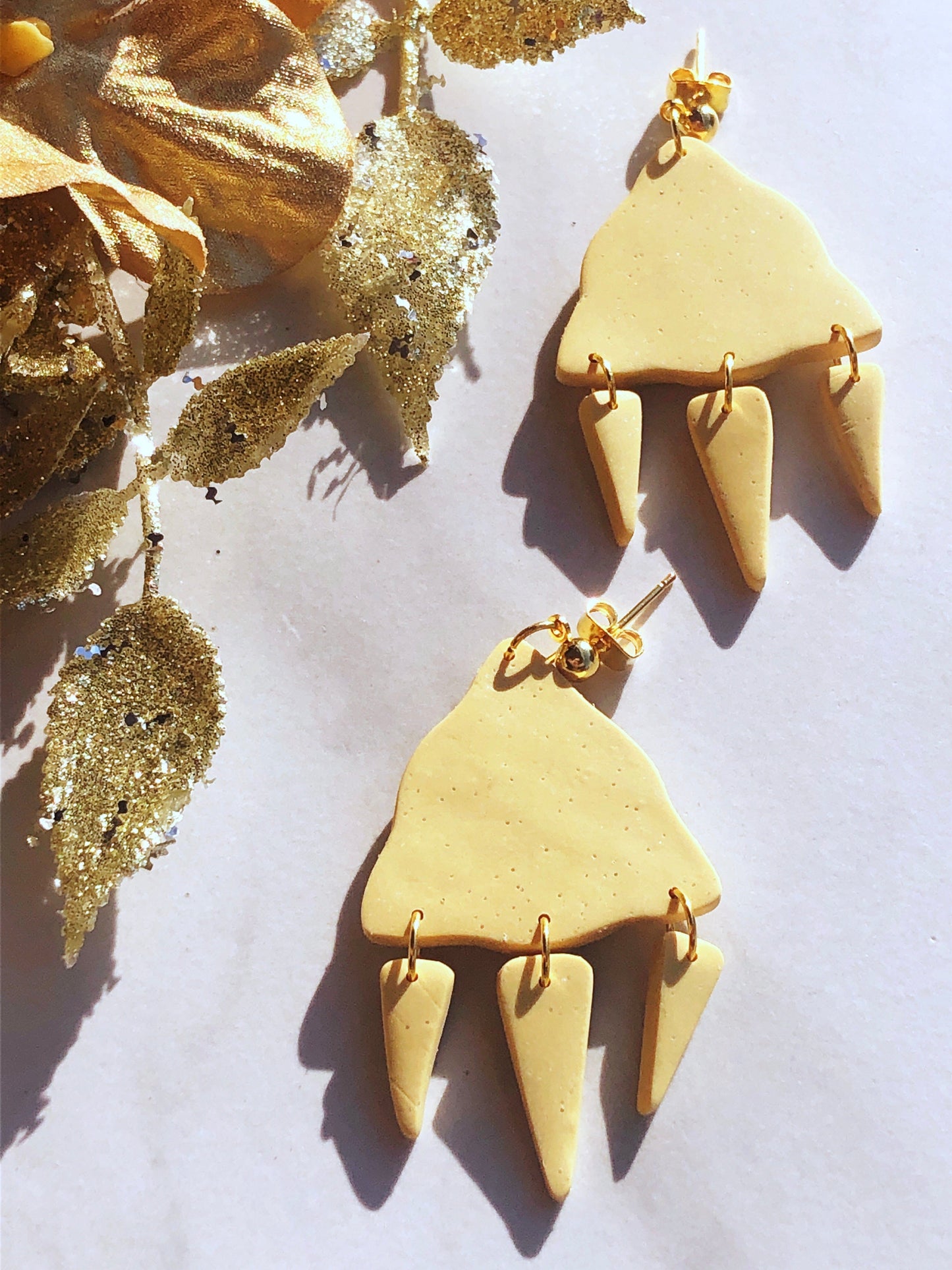 Earrings Apricity Apricity Yellow Polymer Clay Traingle Earrings, Gold & Yellow Earrings