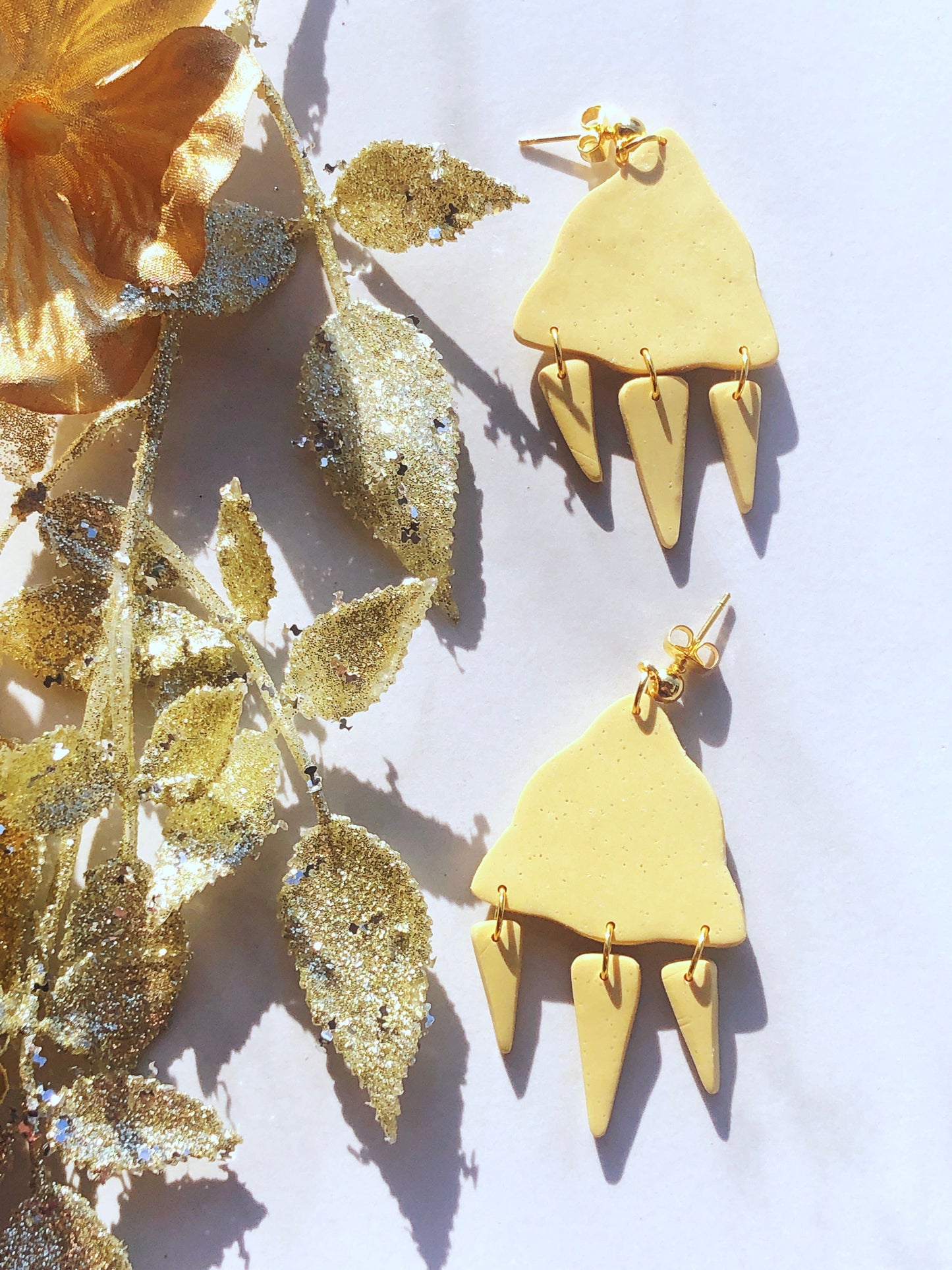 Earrings Apricity Apricity Yellow Polymer Clay Traingle Earrings, Gold & Yellow Earrings