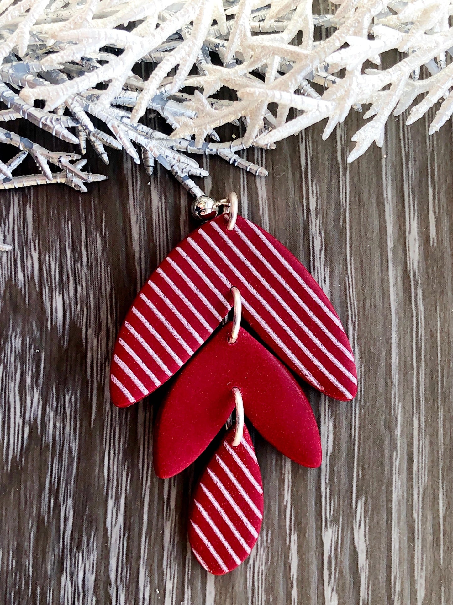 Earrings Candi - Red/White Striped Leaf Shapes & Drop Earrings