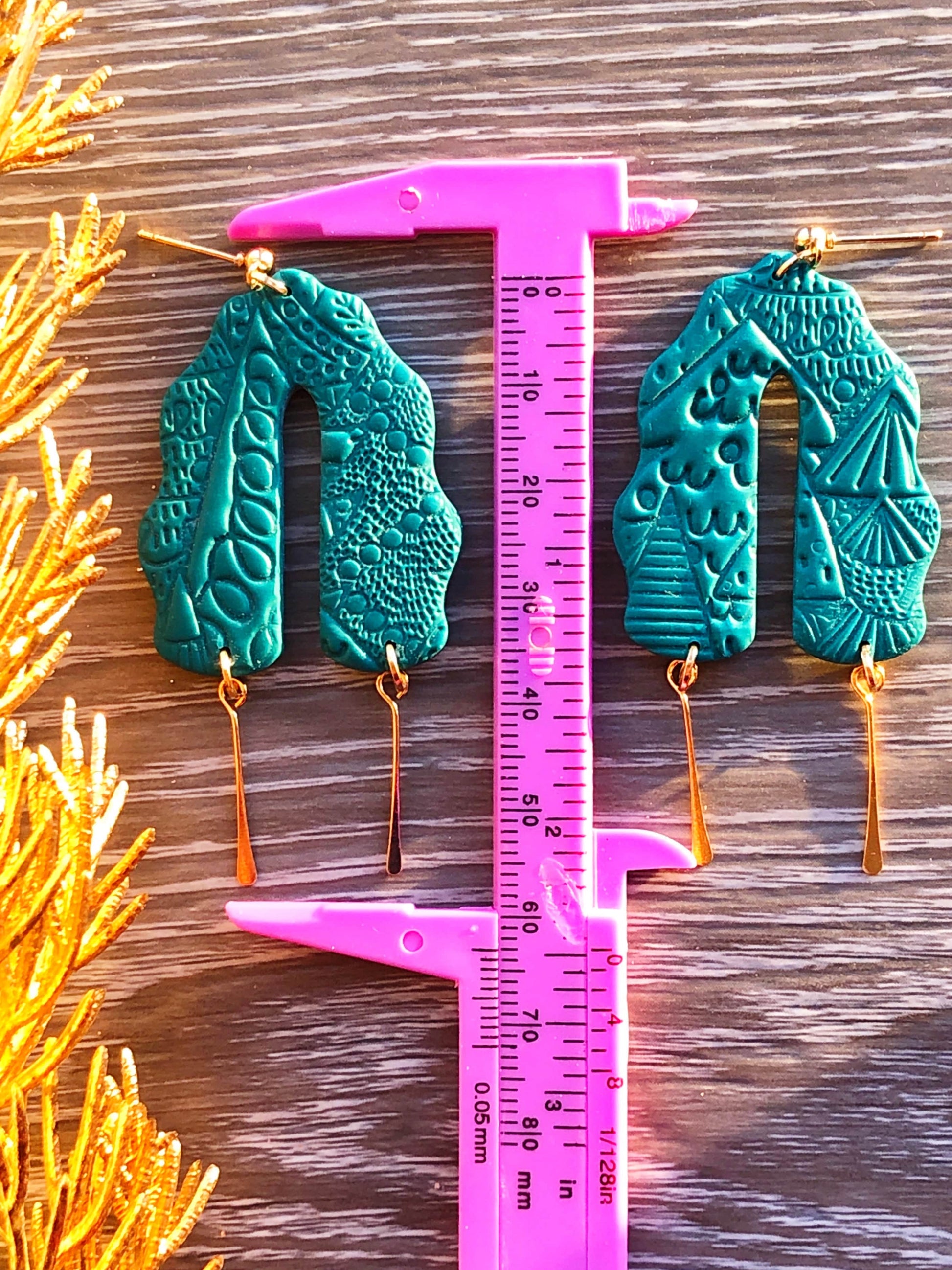 Earrings Evie - Pine Scalloped Arches with Gold Paddle Pin Dangles
