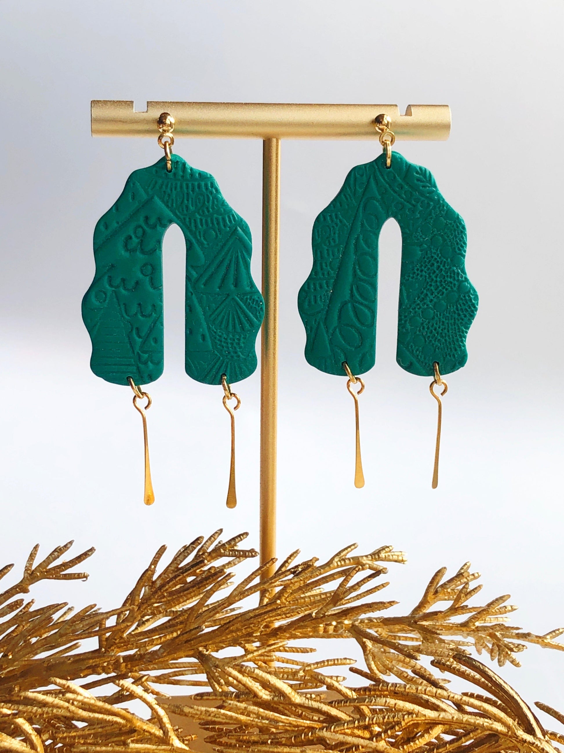 Earrings Evie - Pine Scalloped Arches with Gold Paddle Pin Dangles