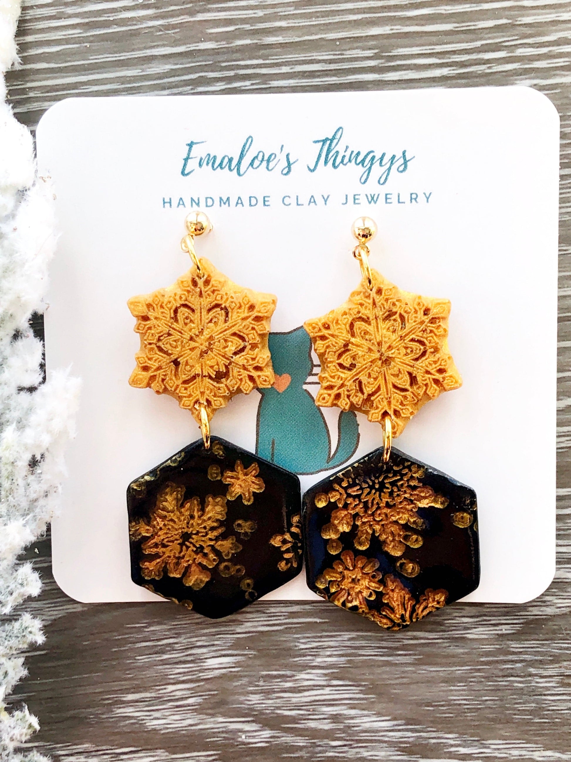 Earrings Gloria - Gold Snowflake & Black Hexagon Embossed Gold Snowflake Earrings