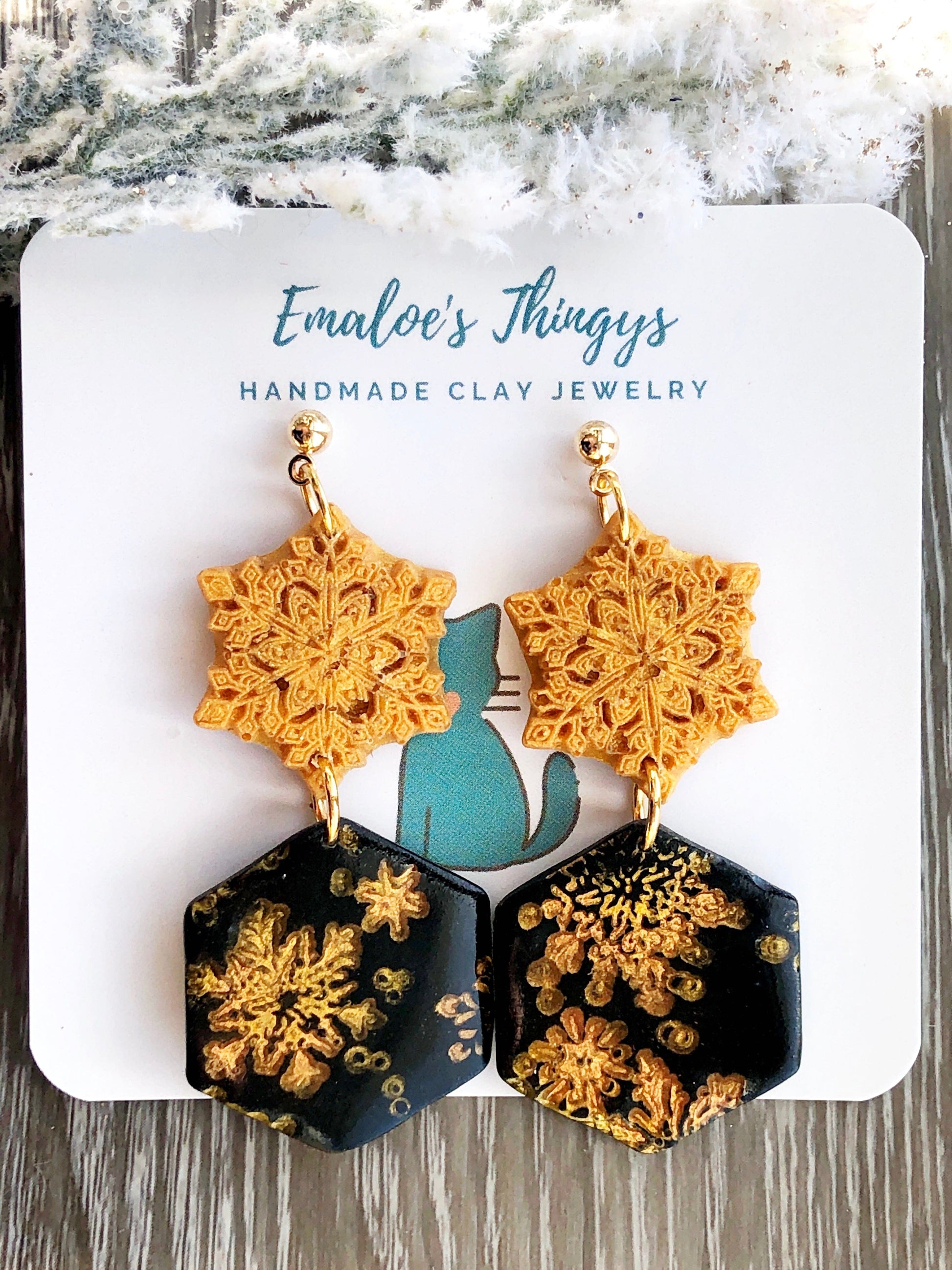 Earrings Gloria - Gold Snowflake & Black Hexagon Embossed Gold Snowflake Earrings