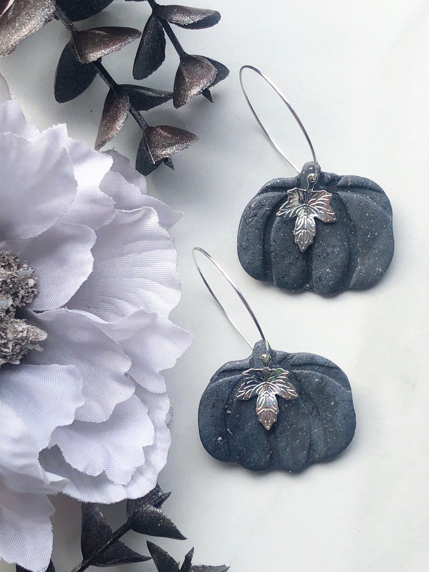 Earrings Harlow - Grey Pumpkin with Silver Maple Leaf Hoop Earrings