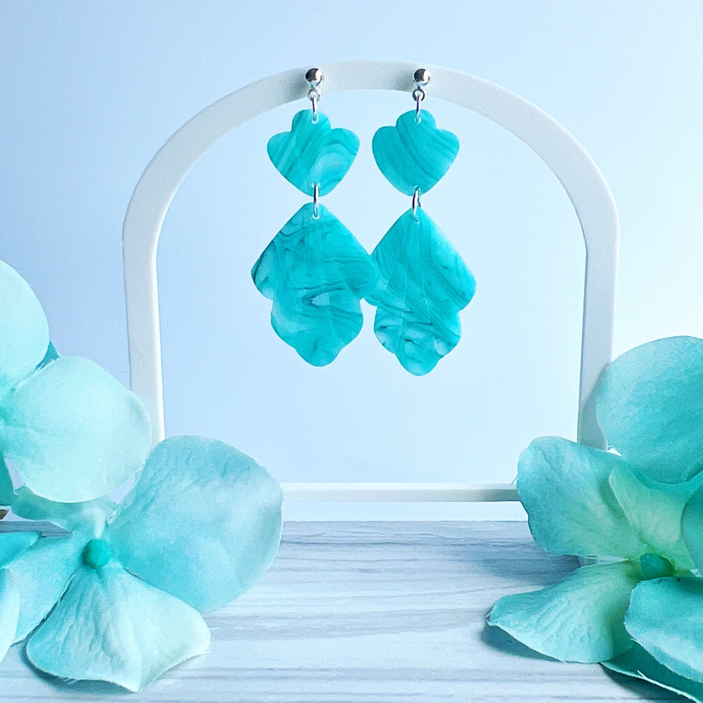 Earrings Marin - Marbled Semi-Translucent Aqua Petal Earrings