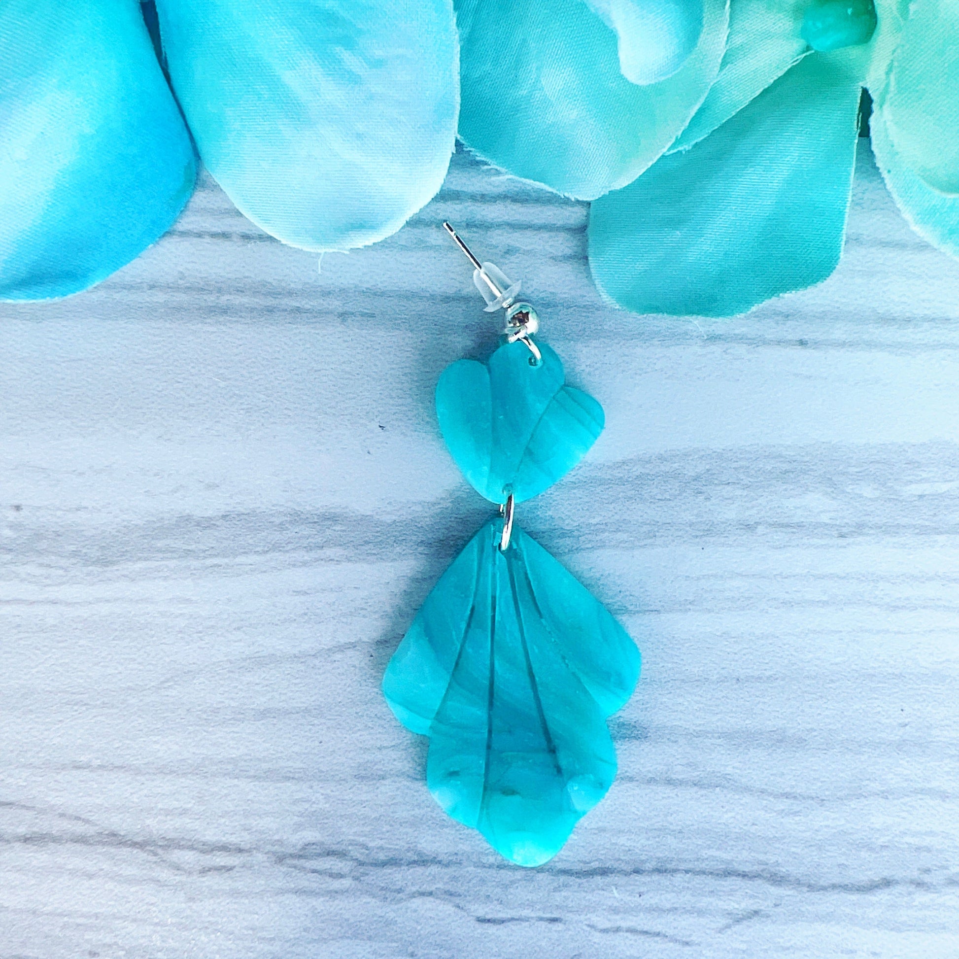 Earrings Marin - Marbled Semi-Translucent Aqua Petal Earrings