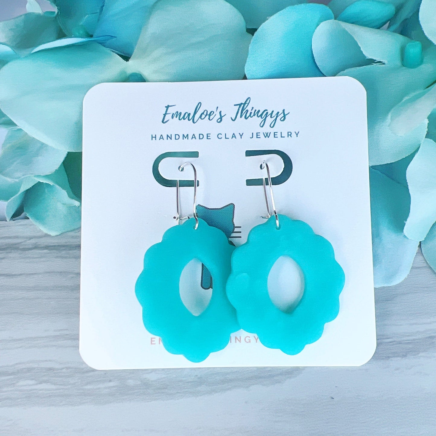 Earrings Tarni - Semi-Translucent Aqua Scalloped Circle Cutout Earrings