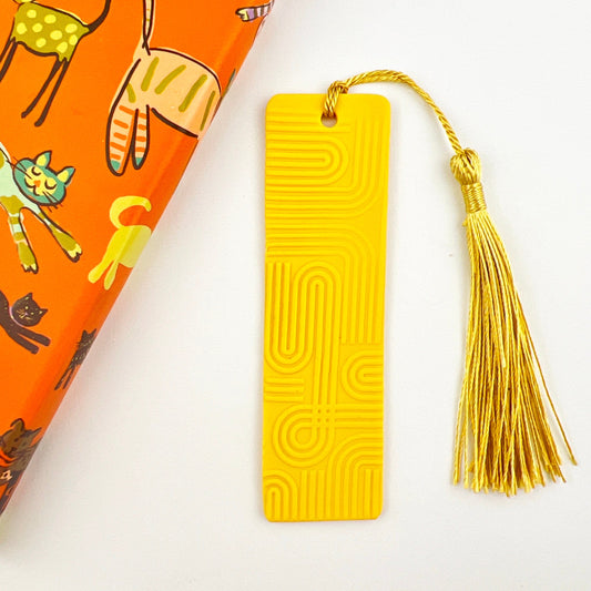 Bookmarks Yellow Curved Lines Short Curved Edge Bookmarks