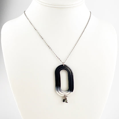 Necklace Black, Gray, White Oval Necklace