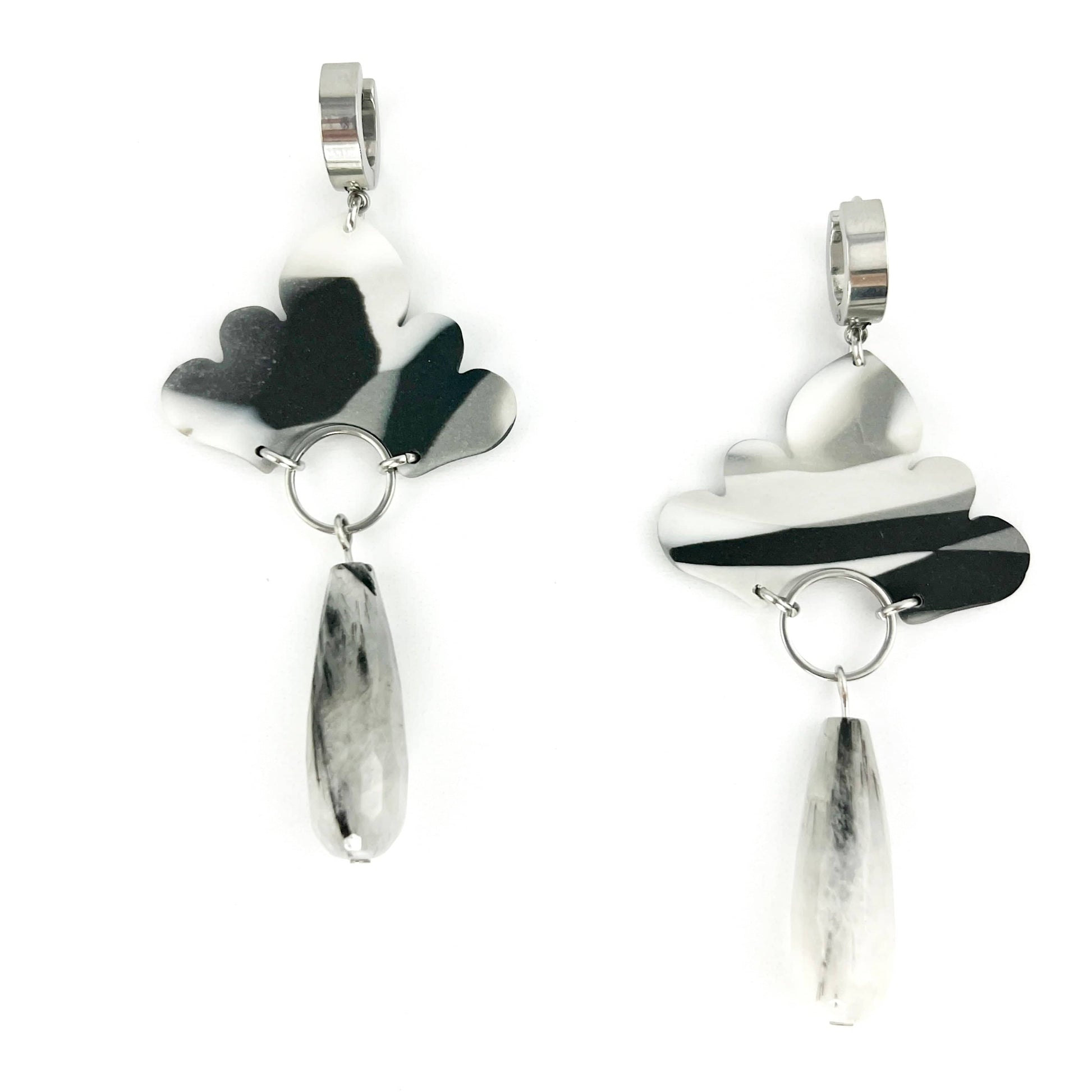 Ozul - Black, White & Grey Earrings