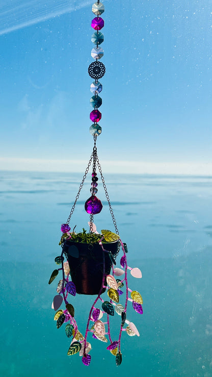 Suncatchers Leafy Plant Suncatcher with Glass Prisms & Spinner