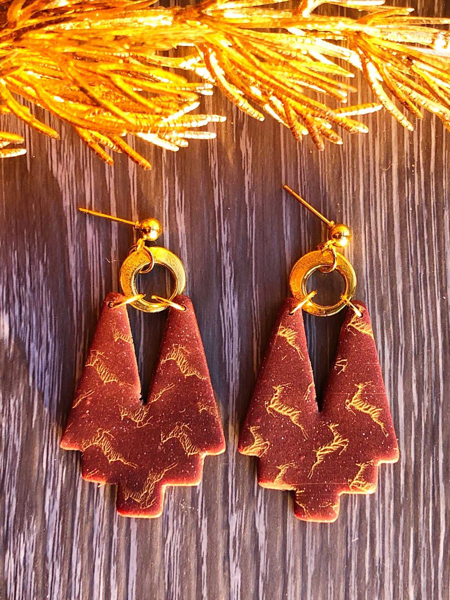 Earrings Rory - Gold Circle & Brown Reindeer Silkscreened Geometic Shape Earrings